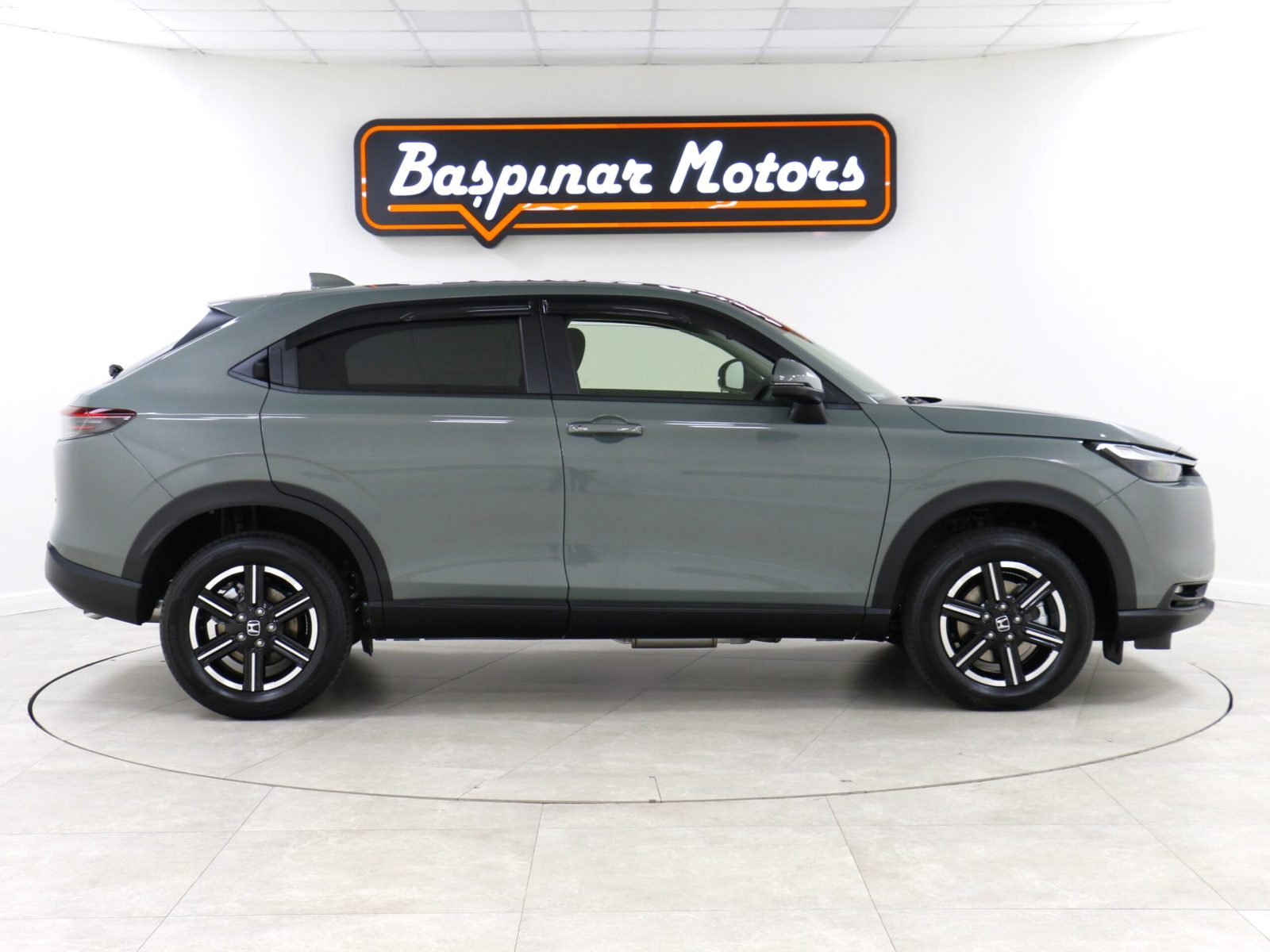 Honda Vezel EHEV X 1.5L Hybrid