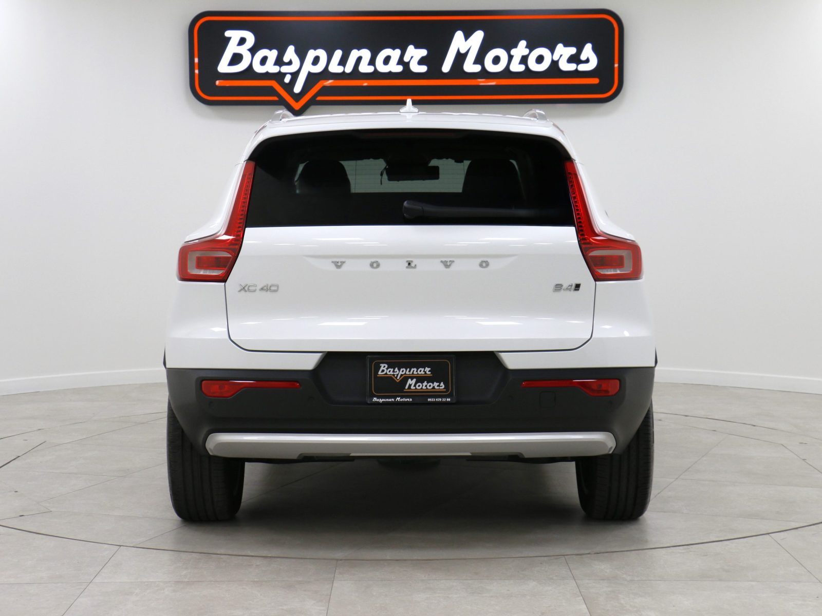 Volvo XC40 Ultimate B4 AWD  Design Mild Hybrid