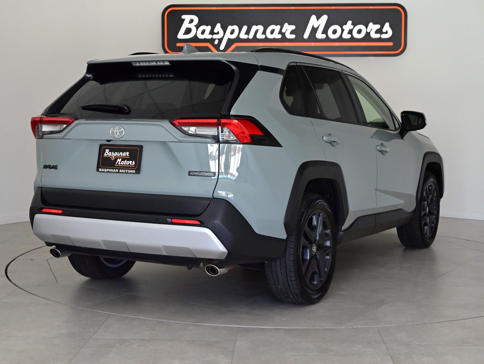 Toyota RAV4 Adventure 2.0L