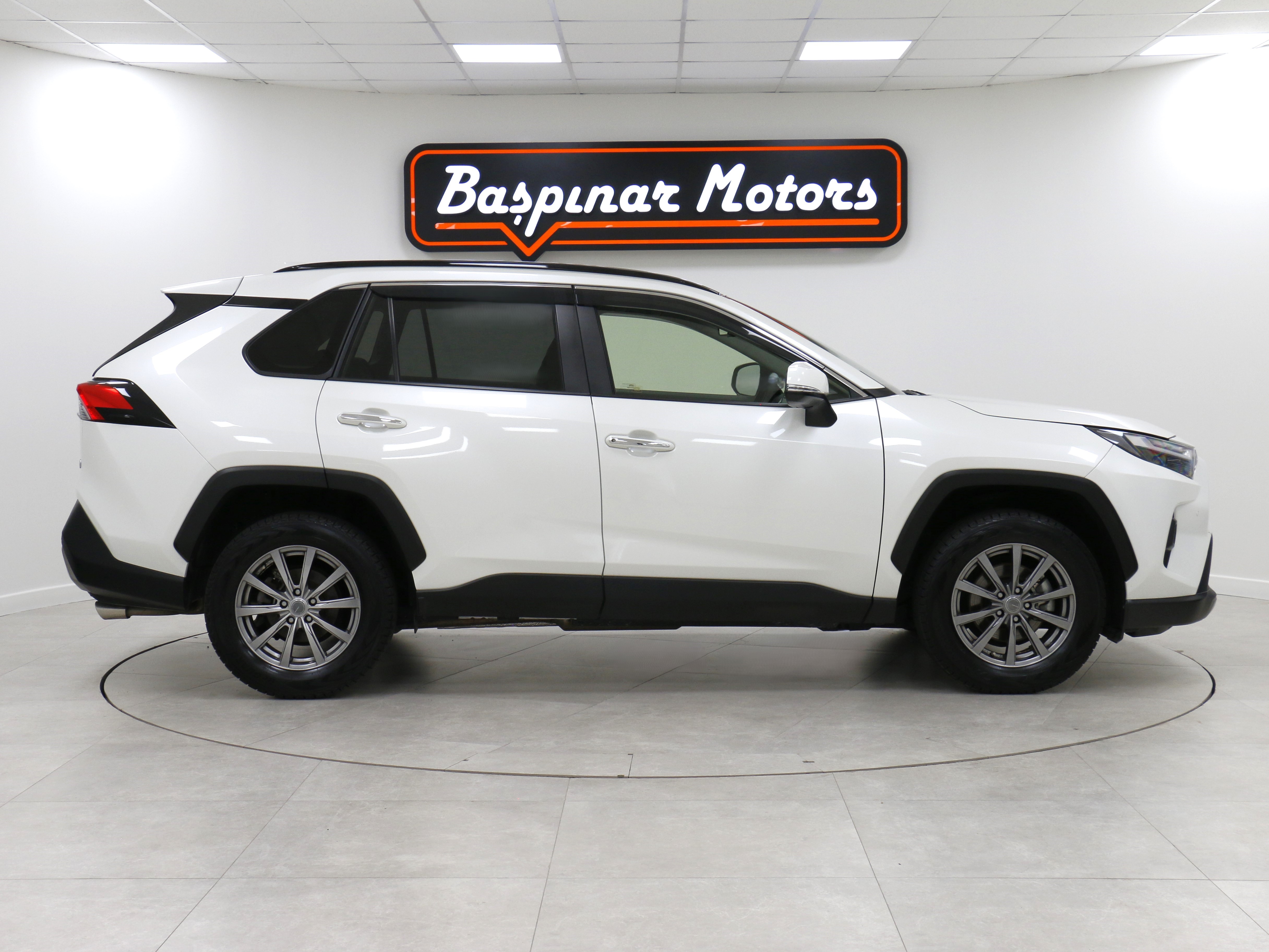 Toyota RAV4 2.5L 4WD Hybrid G