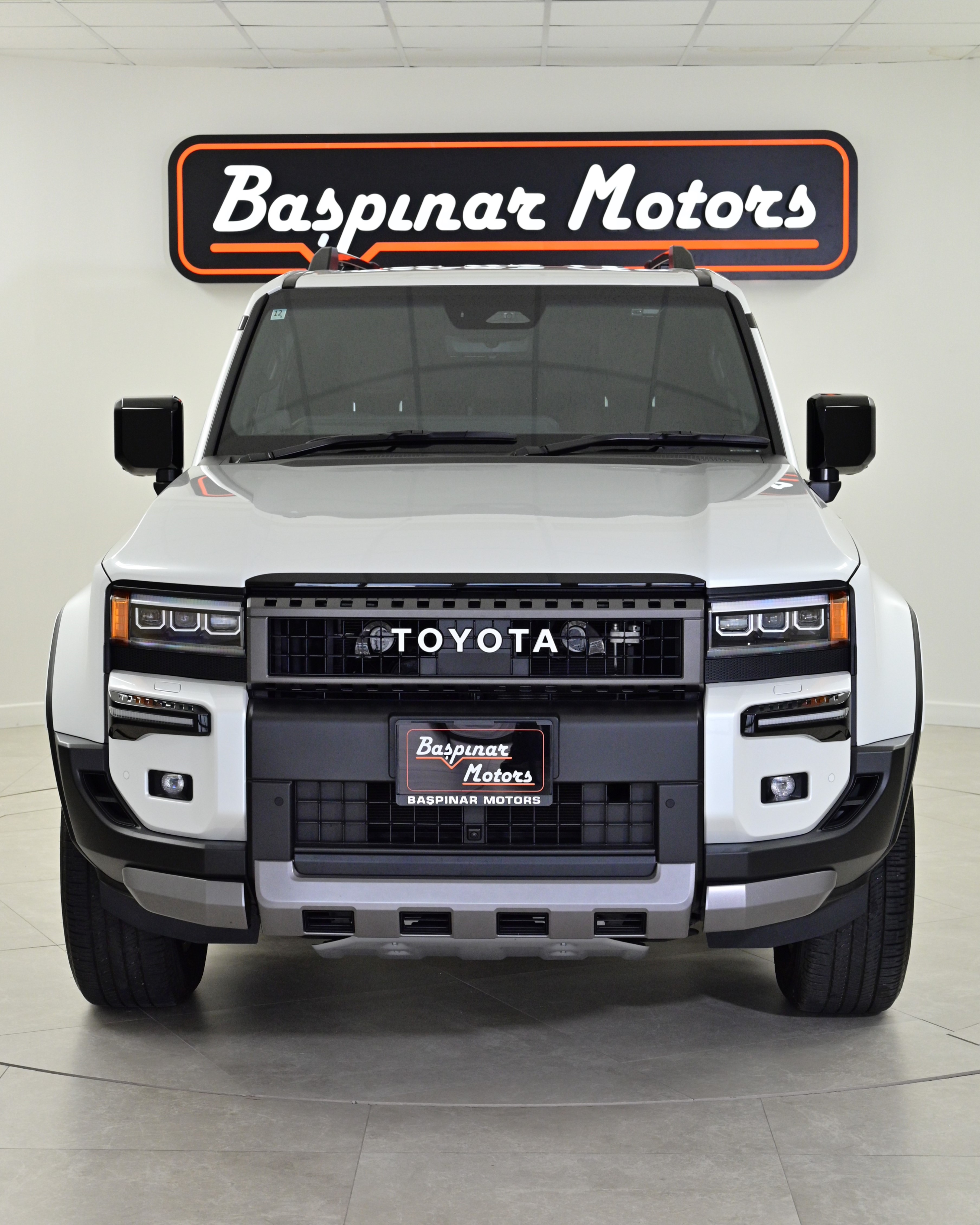Toyota Land-Cruiser 250 ZX 2.8L Diesel