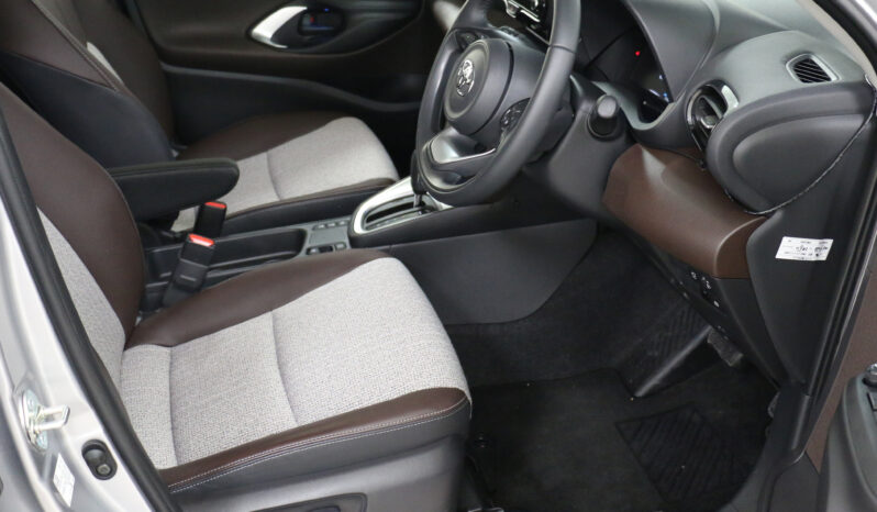 
								Toyota Yaris Cross 1.5 Hybrid Z full									