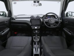 
										Suzuki Swift Hybrid MG full									