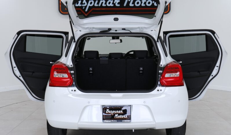 
								Suzuki Swift Hybrid MG full									