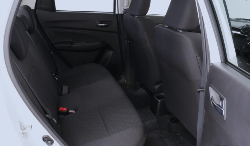 
								Suzuki Swift Hybrid MG full									