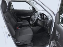 
										Suzuki Swift Hybrid MG full									