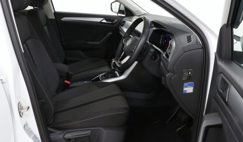 
								Volkswagen T-ROC 1.5L TSI Active full									