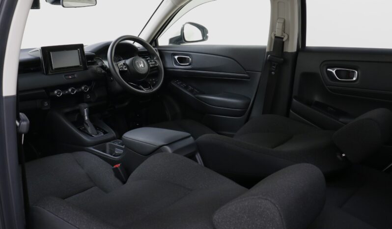 
								Honda Vezel G 1.5L full									