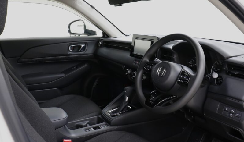 
								Honda Vezel G 1.5L full									