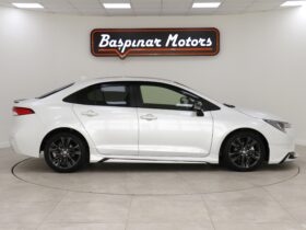 Toyota Corolla Hybrid WXB Sedan