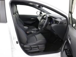 
										Toyota Corolla Hybrid WXB Sedan full									