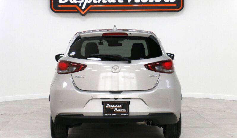
								Mazda 2 – 15S Smart Edition full									