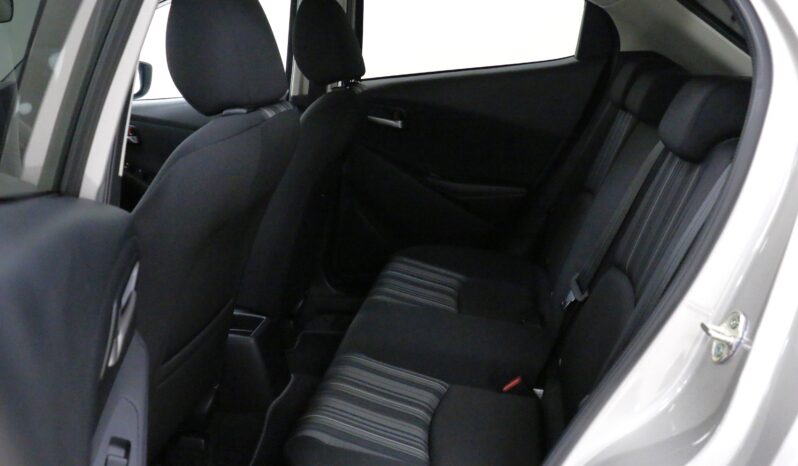 
								Mazda 2 – 15S Smart Edition full									