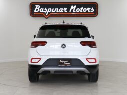 
										Volkswagen T-ROC 1.5L TSI Active full									