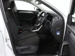 
										Volkswagen T-ROC 1.5L TSI Active full									