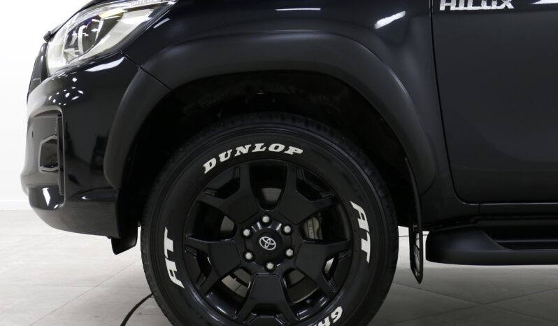 
								Toyota Hilux 2.4D Z Black Rally Edition 4WD full									
