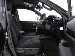 
										Toyota Hilux 2.4D Z Black Rally Edition 4WD full									