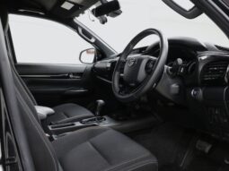 
										Toyota Hilux 2.4D Z Black Rally Edition 4WD full									
