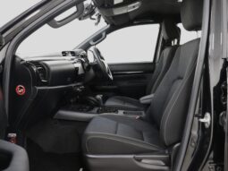 
										Toyota Hilux 2.4D Z Black Rally Edition 4WD full									