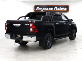 Toyota Hilux 2.4D Z 4WD