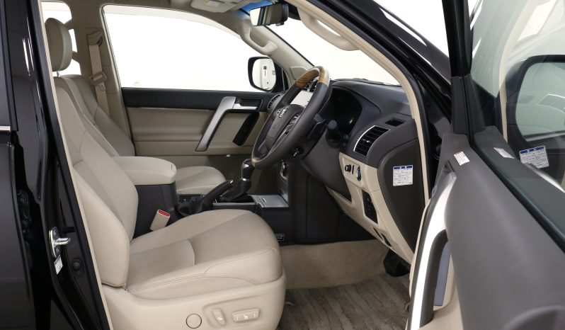 
								Toyota Land-Cruiser-Prado TZ-G 2.8L Diesel 6AT 4WD full									