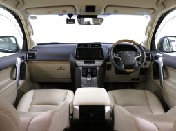 
										Toyota Land-Cruiser-Prado TZ-G 2.8L Diesel 6AT 4WD full									