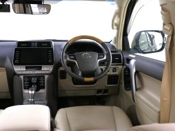 
										Toyota Land-Cruiser-Prado TZ-G 2.8L Diesel 6AT 4WD full									