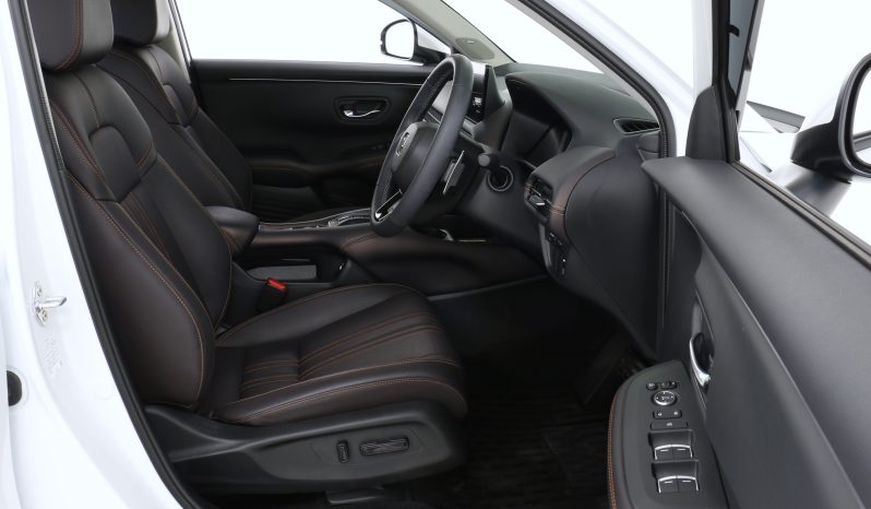 
								Honda ZR-V Z 2.0L E:HEV full									