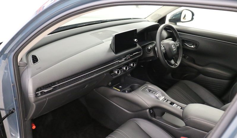 
								Honda ZR-V Z 2.0L E:HEV full									