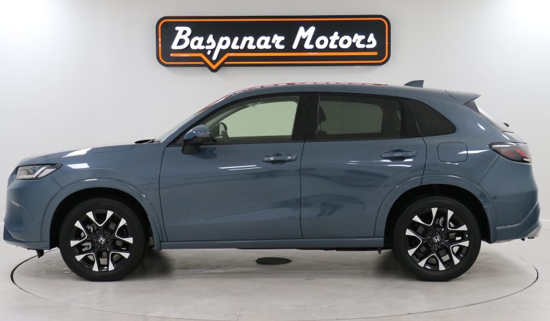 
								Honda ZR-V Z 2.0L E:HEV full									