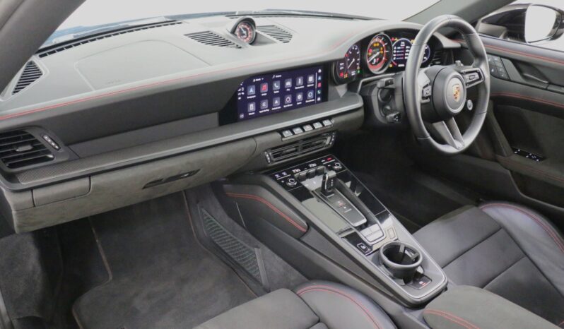 
								Porsche 911 Carrera 4 GTS 3.0dr Coupe Automatic full									