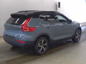 Volvo XC40 B4 AWD R Design Mild Hybrid