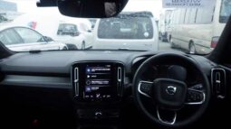 
										Volvo XC40 B4 AWD R Design Mild Hybrid full									