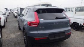 Volvo XC40 B4 AWD R Design Mild Hybrid