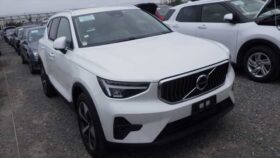 Volvo XC40 Ultimate B4 AWD  Design Mild Hybrid