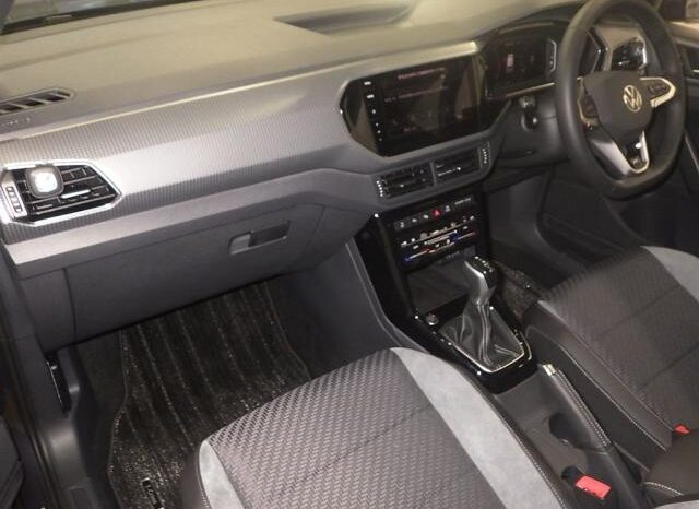 
								Volkswagen T-Cross TSI R Line 1.0L full									