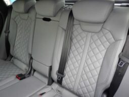 
										Audi Q5 Sportsback 2.0L  Sportback High Style full									