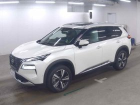 Nissan X-TRAIL G E-4ORCE