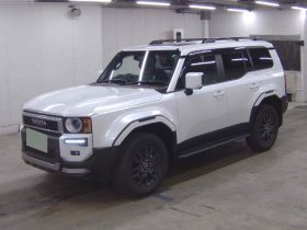 Toyota Land-Cruiser 250 VX 2.8L Diesel