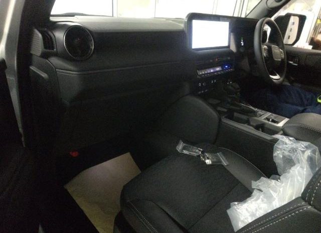 
								Toyota Land-Cruiser 250 VX 2.8L Diesel full									