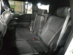 
										Toyota Land-Cruiser 250 VX 2.8L Diesel full									