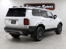 Toyota Land-Cruiser 250 VX 2.8L Diesel