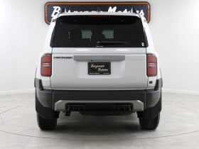 Toyota Land-Cruiser 250 VX 2.8L Diesel