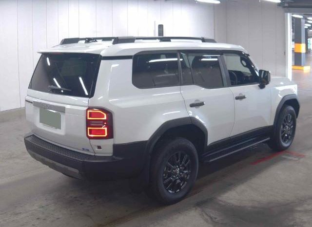 
								Toyota Land-Cruiser 250 VX 2.8L Diesel full									