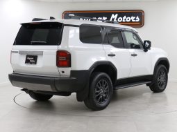 Toyota Land-Cruiser 250 VX 2.8L Diesel