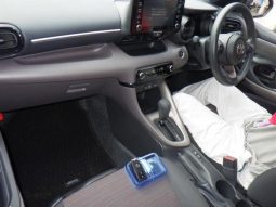 
										Toyota Yaris G 1.5L full									
