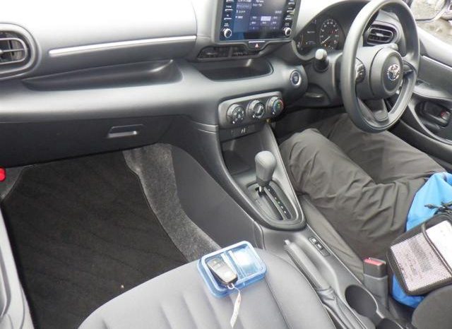 
								Toyota Yaris G 1.0L full									