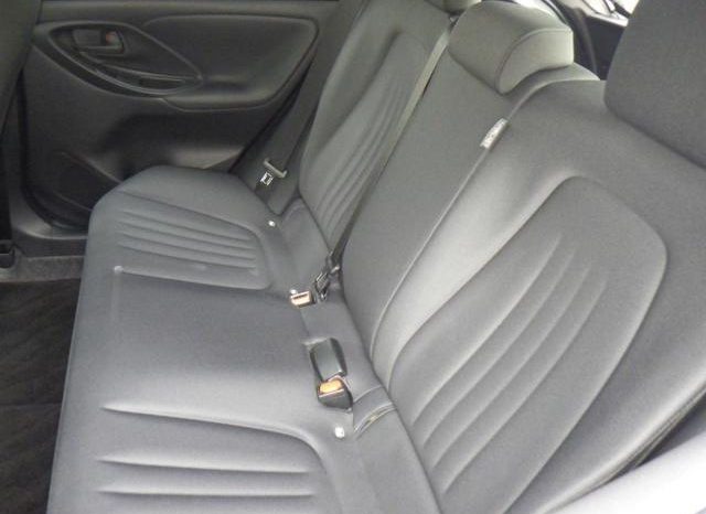 
								Toyota Yaris G 1.0L full									
