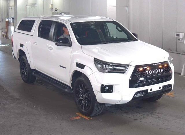 
								Toyota Hilux Z GR Sport 2.4D full									