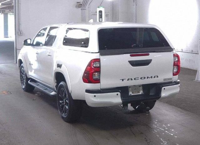
								Toyota Hilux Z GR Sport 2.4D full									